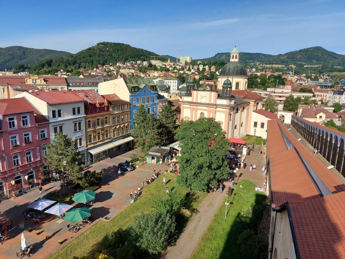 Apartments Rose Garden Decin Extérieur photo
